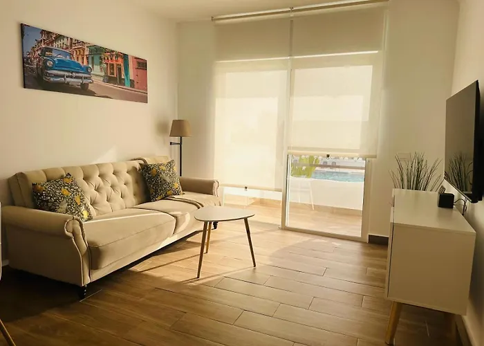 Paraiso Marina Palace Апартаменти