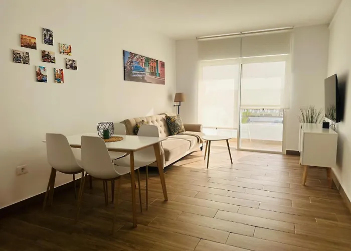 Paraiso Marina Palace Адехе