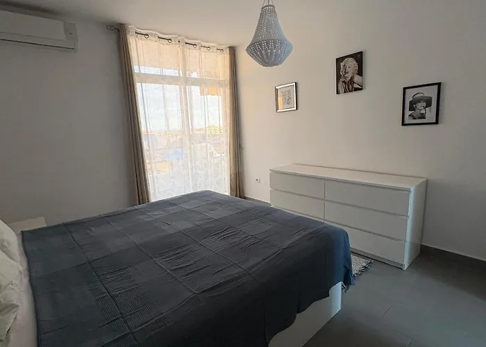 Paraiso Marina Palace